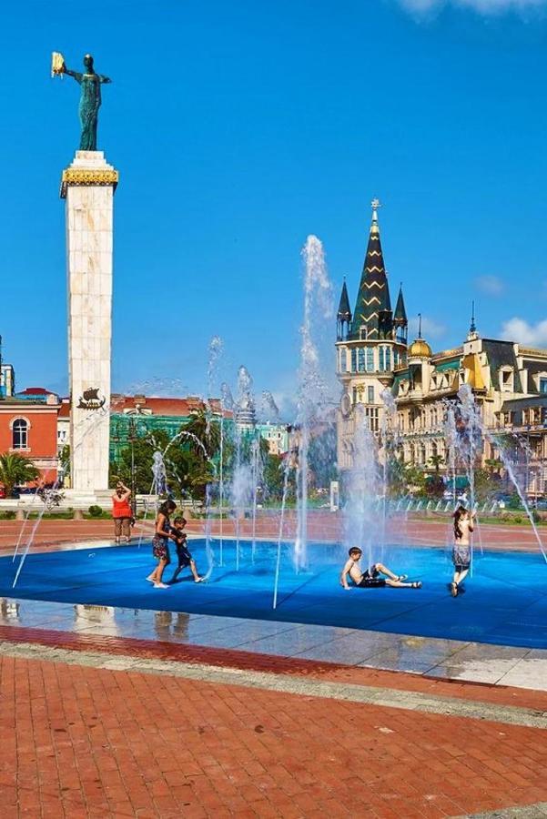 Orbi City Sea View - Special Category Aparthotel Batumi Ngoại thất bức ảnh
