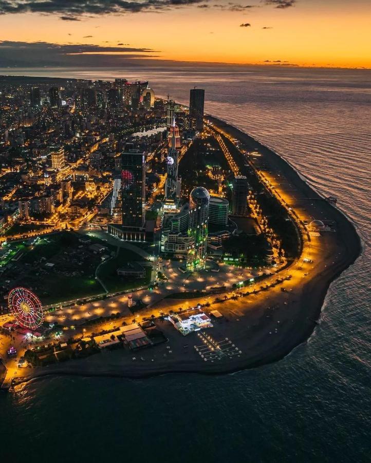 Orbi City Sea View - Special Category Aparthotel Batumi Ngoại thất bức ảnh